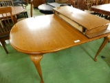 American Drew Queen Anne Dining Table with 2 Leaves
