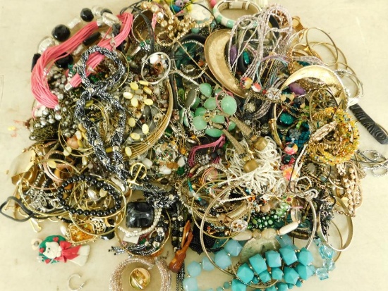 Approx. 10# Of Miscellaneous Costume Jewelry #2
