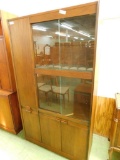 MCM Mid Century 1 Piece China Cabinet