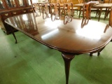 American Drew Mahogany Queen Anne Table - 2 Leaves