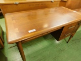 Lane MCM Mid Century Acclaim Desk