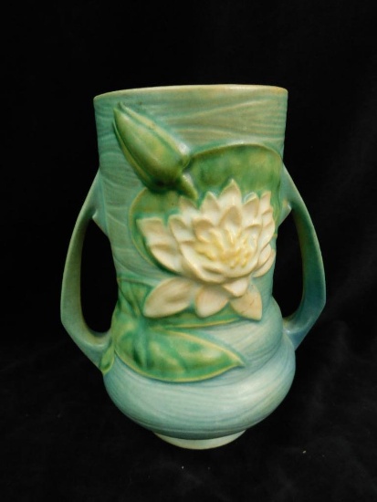 Roseville Pottery - Double Handled Vase - Water Lily Pattern - 76-8