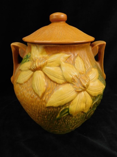 Roseville Pottery - Cookie Jar - Clematis Pattern - 3-8