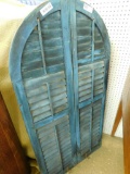Double Painted Shutter