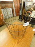 Metal Double Handled Wire Basket