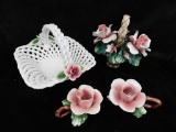 Lot of 4 Pieces of Capodiomonte - Italy - Lattice Basket - Flower Candle Holders - Flower Basket