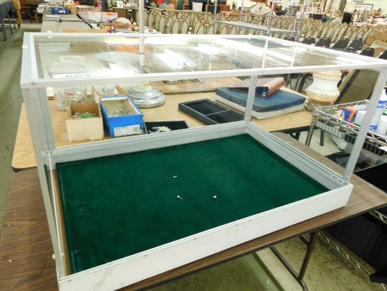 Aluminum and Glass Table Top Display Cabinet - Open Back - 18" x 34" x 22"