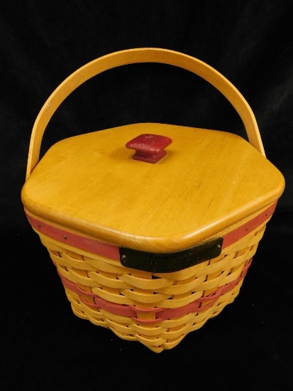 Longaberger Basket - Covered and Handled 6 Sided - 97 Snowflake - 7.5" x 9.5" x 10"