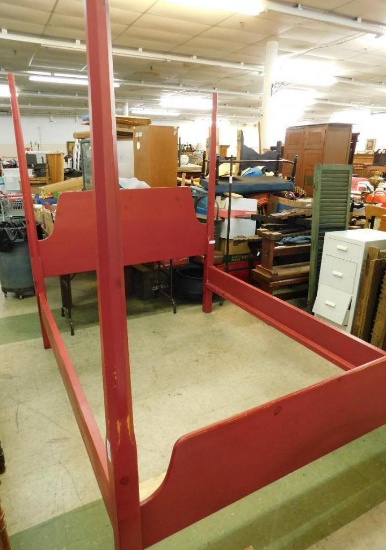 Queen Size Red Painted 4 Pencil Bed