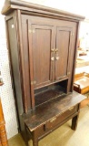 Vintage Step Back Hutch - 1 Drawer 2 Door