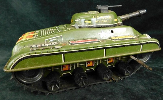 Vintage Litho Tin Military Tank Wind Up Toy with Tracks - With Key - 5" x 10" x 6"