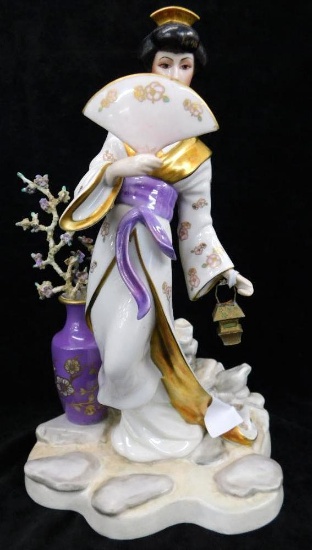 Franklin Mint - Fine Porcelain - Manabu Saito - "Michiko - Princess of The Plum Blossoms"