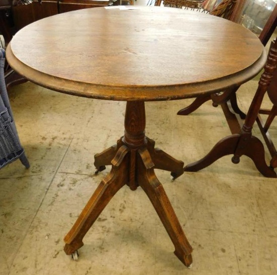 Round Occasional Table - Wheels - 30" x 24"