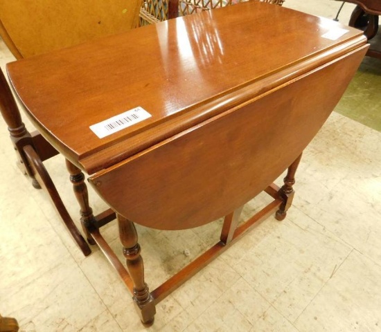 Drop Side End Table - 21.5" x 24" x 29.5" Open