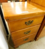 Spain Hour - Maple 3 Drawer Nightstand - 28