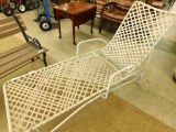 Brown and Jordan Outdoor Chaise Lounge - No Cushion - 40