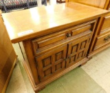 Thomasville 1 Drawer 2 Door Nightstand - 24
