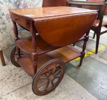 Vintage tea table with two shelves