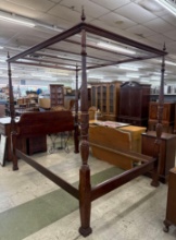 Queen size canopy bed