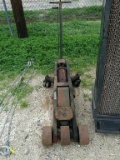 30 Ton Floor Jack