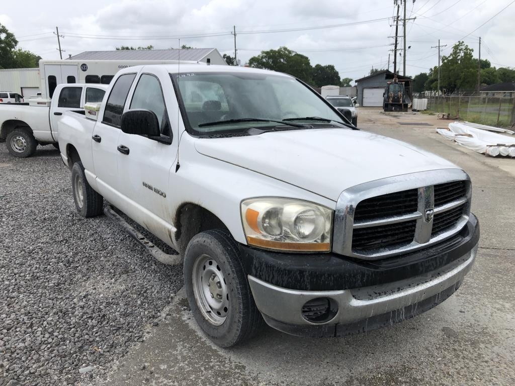 2006 Dodge 1500 Pickup truck