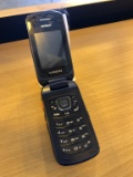 Verizon Samsung Flip Cell Phone w/Case
