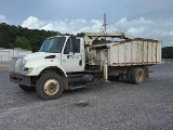 2006 International 7400 Grapple Truck