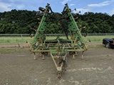 John Deere 32' Field Cultivator