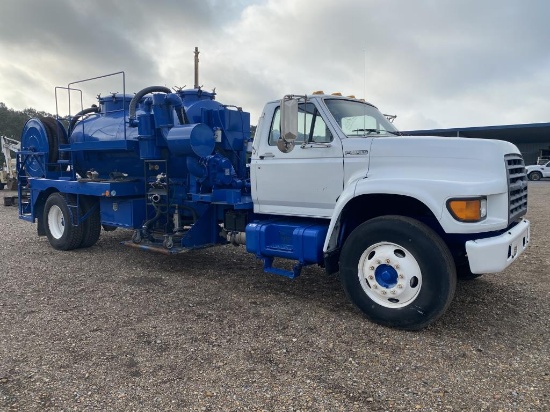 1999 Ford F800 Commercial Pressure Washer
