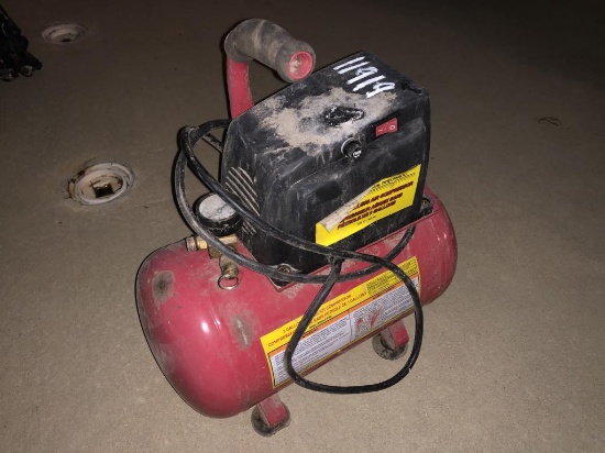 Central Pneumatic 97080 Air Compressor