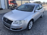 2010 Volkswagen Passat Sedan