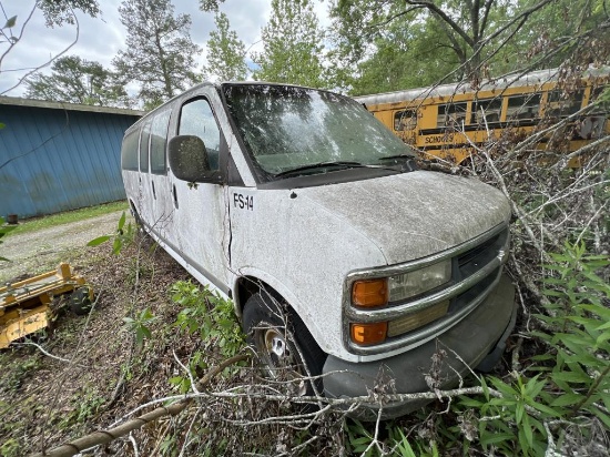 2000 Chevrolet Express 3500 Van