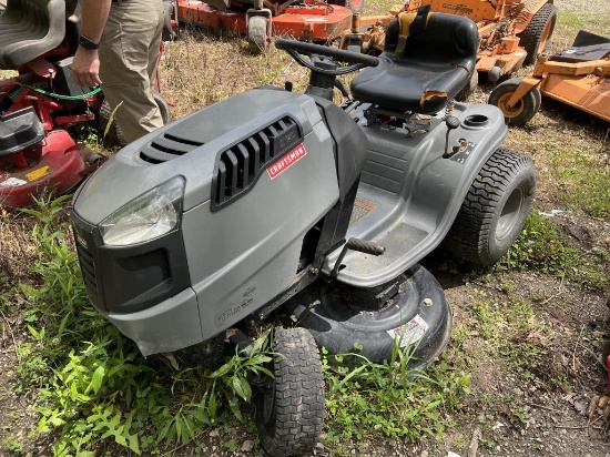 Craftsman LT1500 Riding Mower