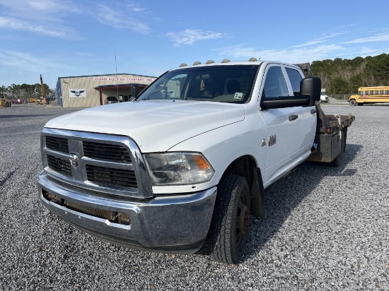 2011 Dodge RAM 3500 4WD Flatbed Dually Pickup Truck