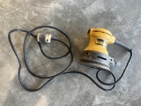 DeWalt DW421 Random Orbit Palm Sander