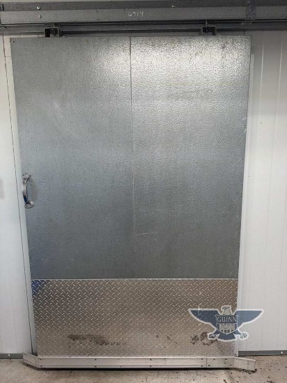 Commercial Sliding Freezer Door