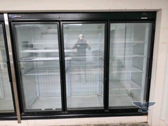 Master-Bilt TEM-3-30 3-Door Glass Display Refrigerator