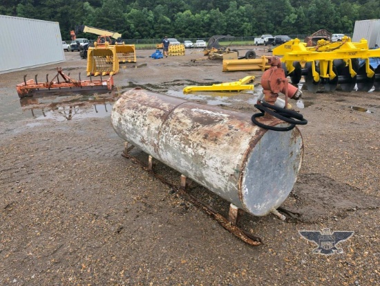 Skid Mounted Fuel Tank w/ Pump