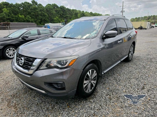 2017 Nissan Pathfinder SUV