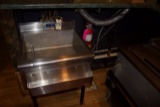 Bar sink