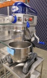 20 Qt. Bench Mixer: Vollrath 40757