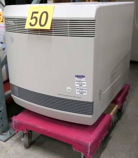 Real Time PCR Machine: Applied Biosystems 7900HT, Item on Dolly
