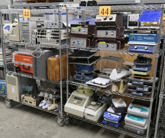 Misc. Lab Equipment: Items on 2 Carts