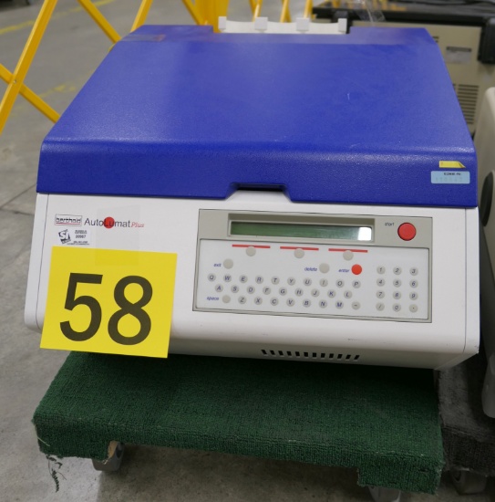 Luminometer: Berthold AutoLumat Plus LB 953-1, Item on Dolly