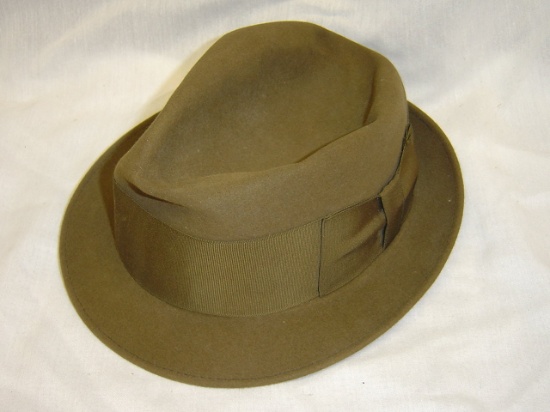 VINTAGE MENS OLIVE FELT HAT SZ 7 1/8