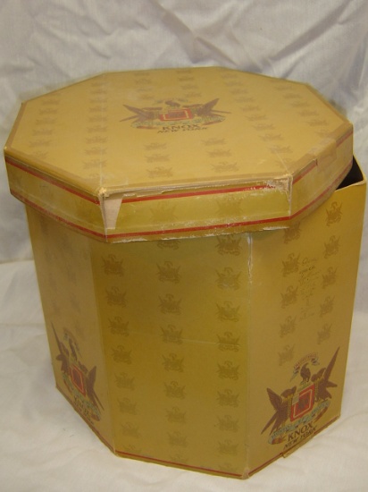 OCTAGON KNOX NY TALL HAT BOX W/3 INSERTS OK SHAPE