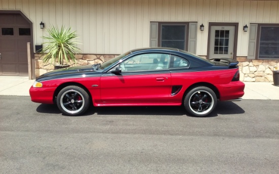 1997 Ford Mustang GT