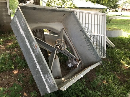 Square Barn Fan with Louvers