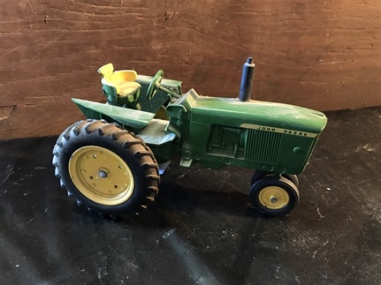 John Deere Triangle Fender Vintage Toy Tractor