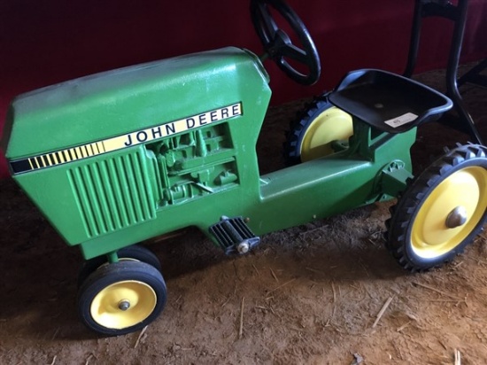 John Deere Tiger Stripe 520 Pedal Tractor
